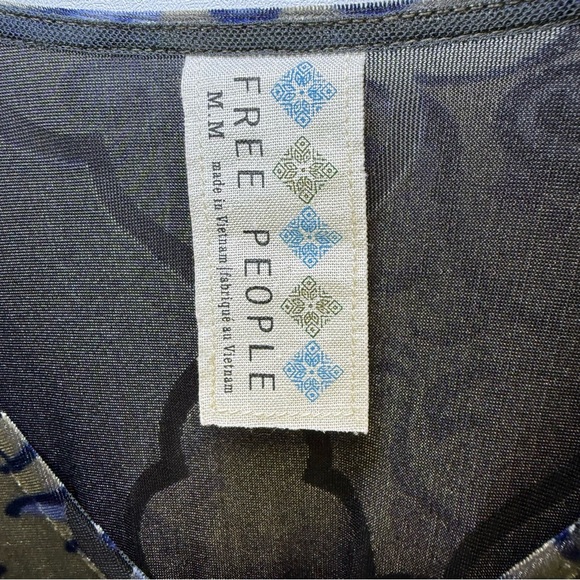 Free People Mini Floral Velvet Burnout Dress Dark Romantic Witchy whimsical M - Picture 4 of 13